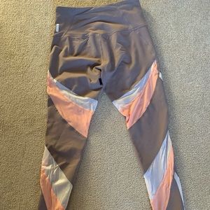Zella 7/8 length Live In Leggings size M.